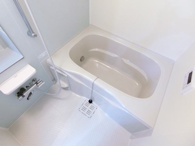 バス・シャワールーム　追い焚きや浴室乾燥機付バスルーム