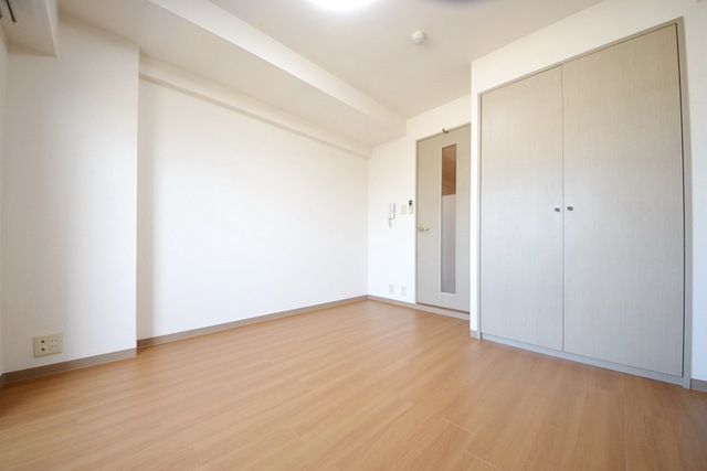 居室・リビング　★洋室約６帖★