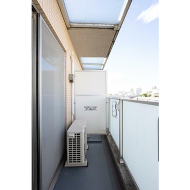 バルコニー　※同仕様写真