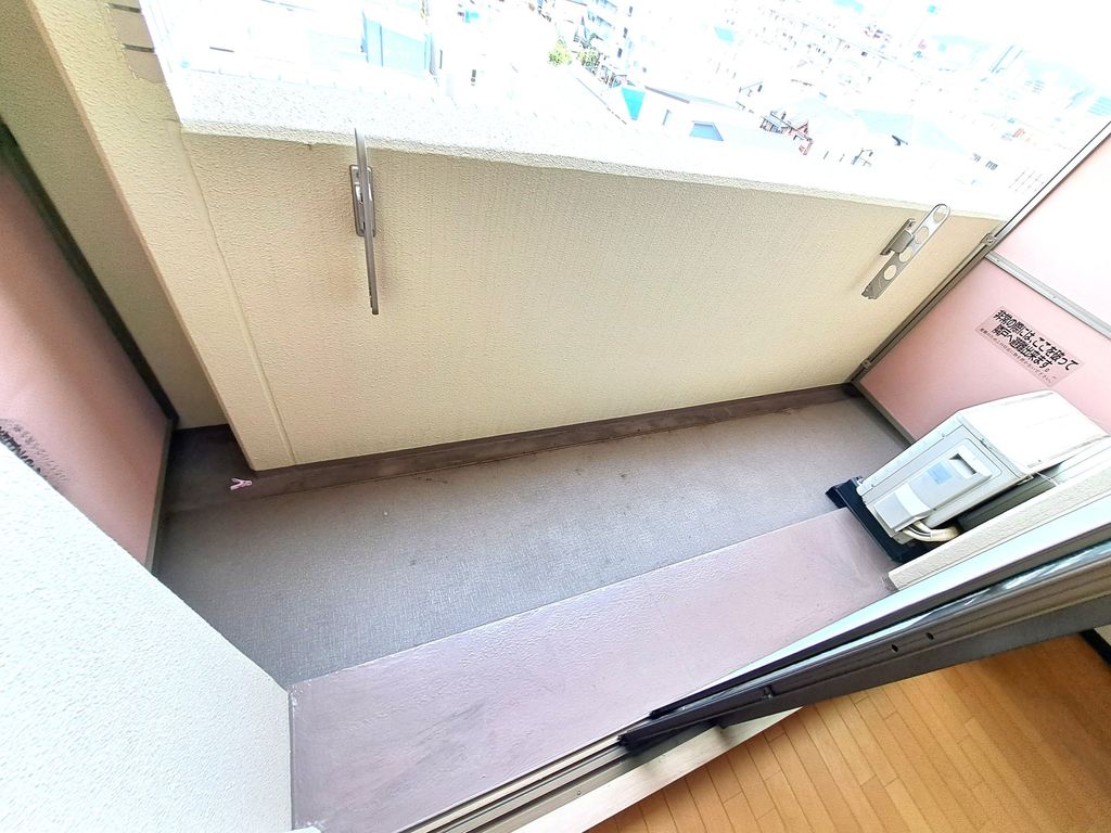 バルコニー　バルコニー