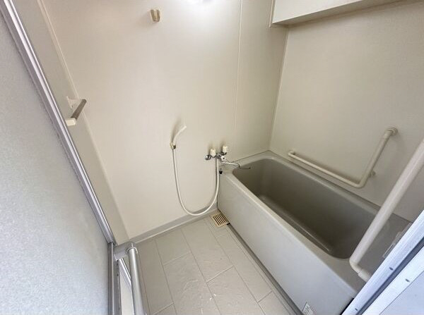 バス・シャワールーム　日々の疲れを癒すお風呂付です