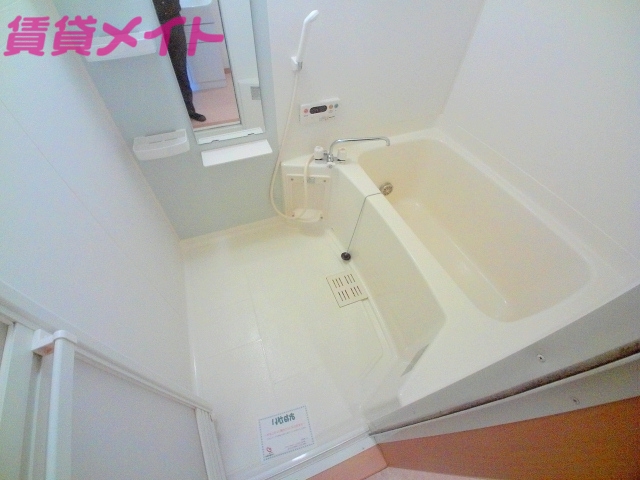 バス・シャワールーム　同タイプの部屋写真です