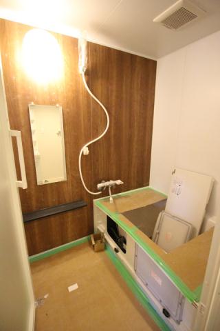 バス・シャワールーム