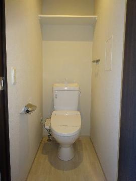 トイレ　シャワー付トイレ