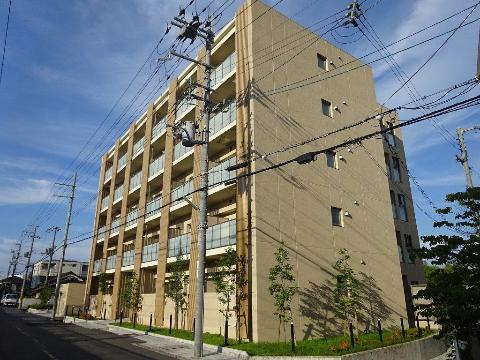 建物外観　外観写真（昼）