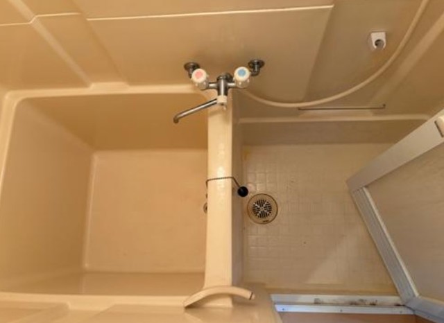 バス・シャワールーム　別部屋参考写真です。