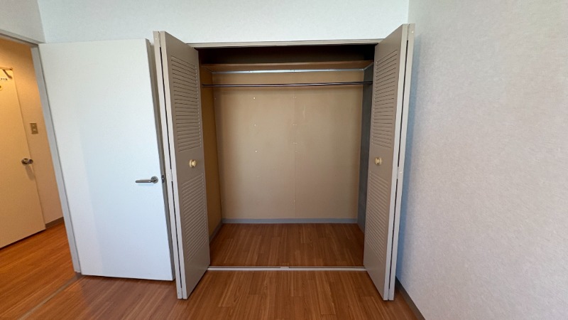 収納　クローゼット