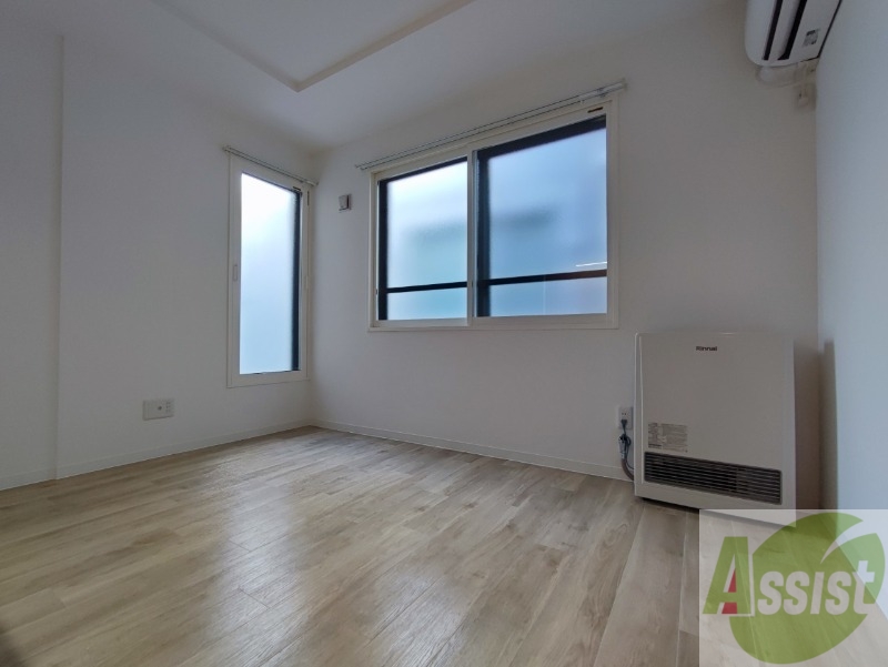 居室・リビング　広くてきれいなリビングです！快適に過ごせそうですね。