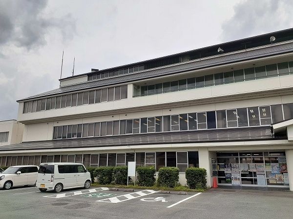 役所　亀山市役場　関支所（役所）まで550m