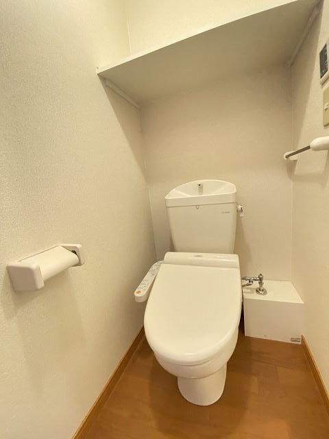 トイレ　コンパクトで使いやすいトイレです