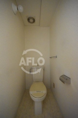 トイレ　ファミール阿波座　トイレ