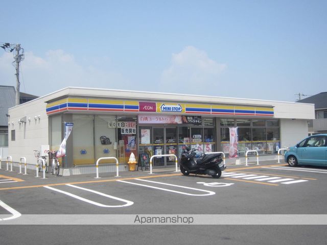 コンビニ　ミニストップ新居浜喜光地町店（コンビニ）まで900m
