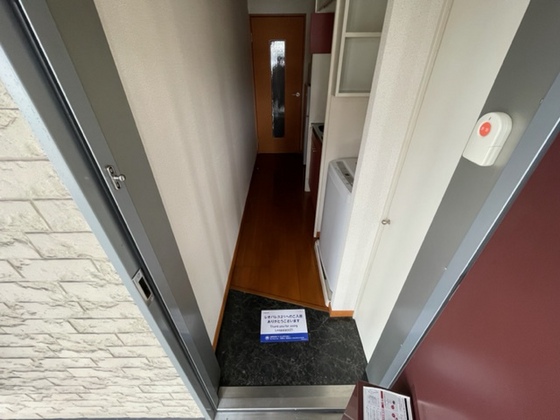 玄関　※別部屋の写真です