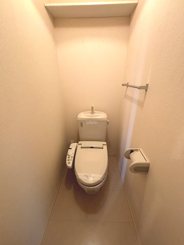 トイレ　※他のお部屋です、ご参考までに