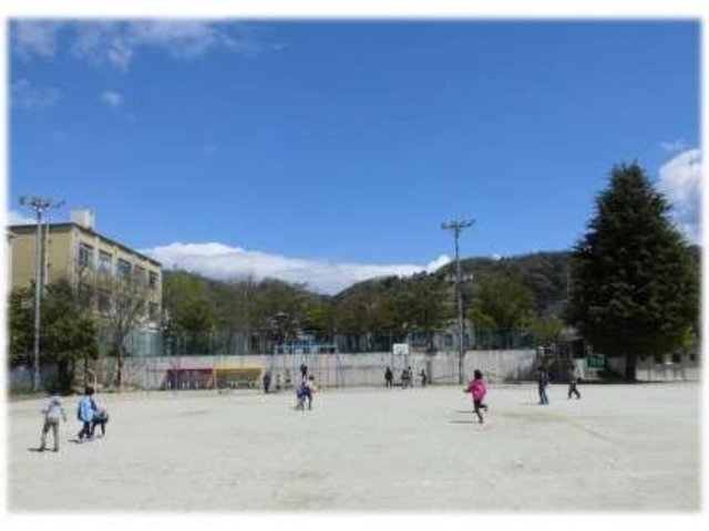 小学校　京都市立北白川小学校（小学校）まで760m