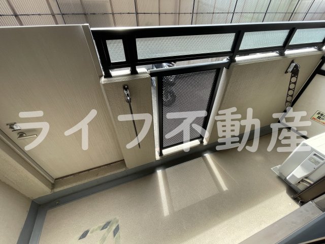 バルコニー　広々としたバルコニーです