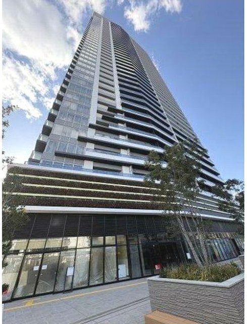 建物外観　駅から徒歩４分です