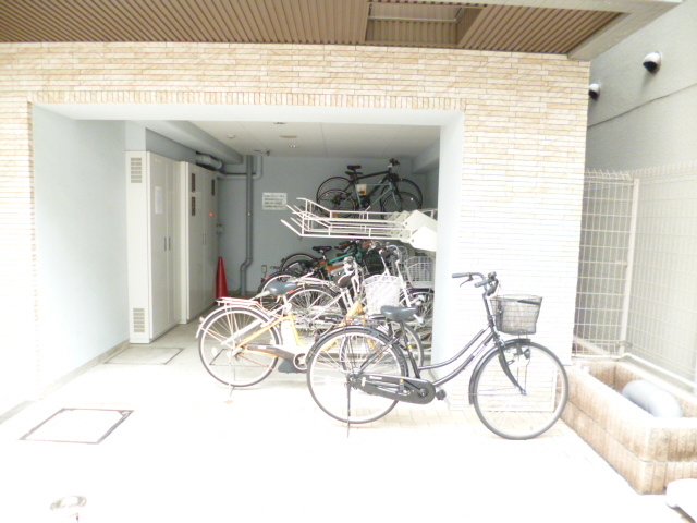 その他　敷地内/建物