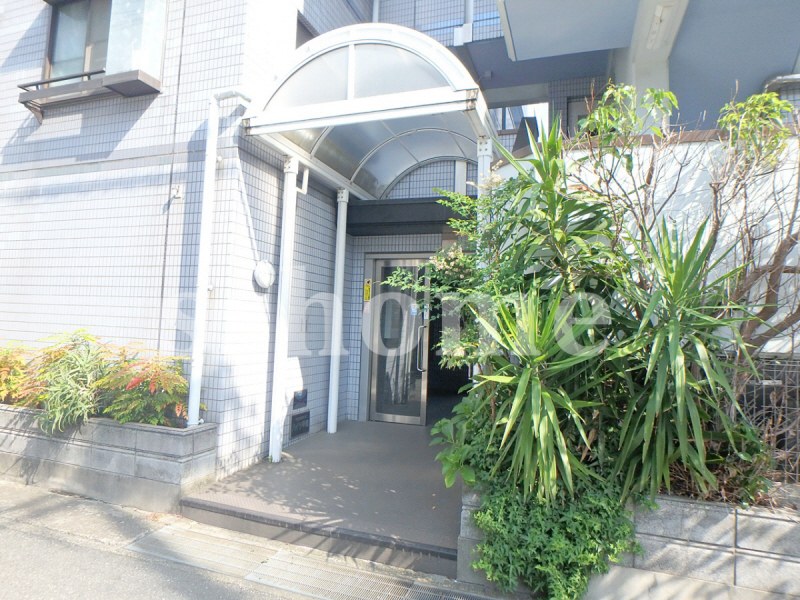 エントランス　建物入口