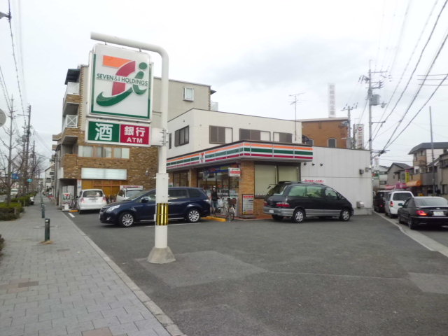 コンビニ　セブンイレブン　尼崎食満7丁目店（コンビニ）まで597m
