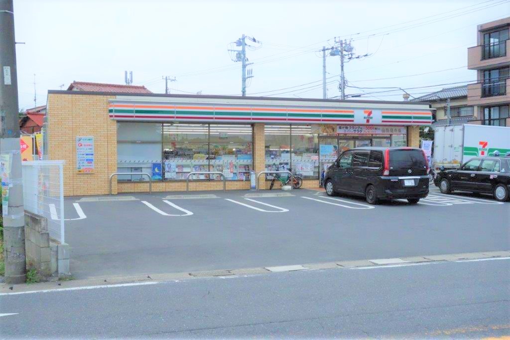 コンビニ　セブンイレブン 千葉誉田駅前店（コンビニ）まで678m