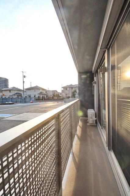 バルコニー　※別号室参考写真です
