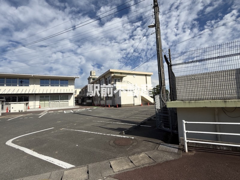 小学校　菊池小学校（小学校）まで1900m