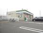 コンビニ　ファミリーマート（コンビニ）まで750m