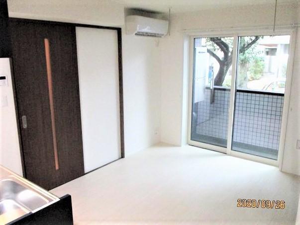 居室・リビング　同建物内、別のお部屋の参考写真になります。