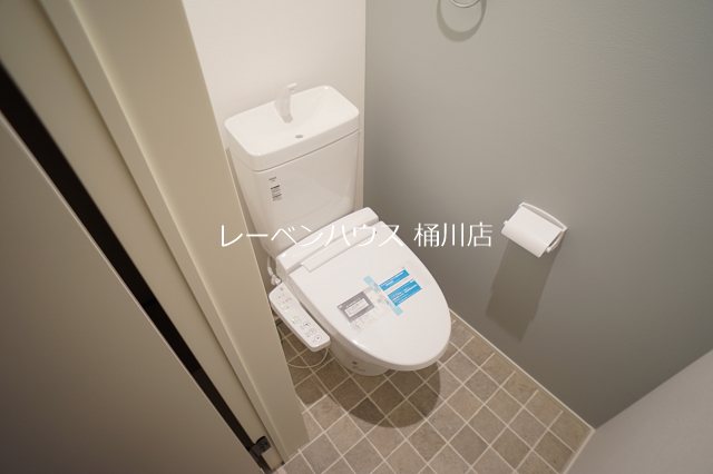 トイレ　レーベンハウス桶川店へ　048-787-5511