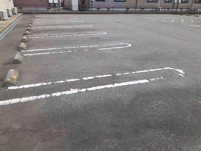 駐車場　駐車場完備です