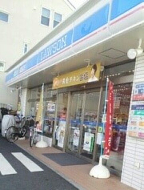 コンビニ　ローソン横浜中央二丁目店（コンビニ）まで385m
