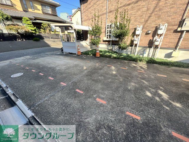駐車場　駐車場