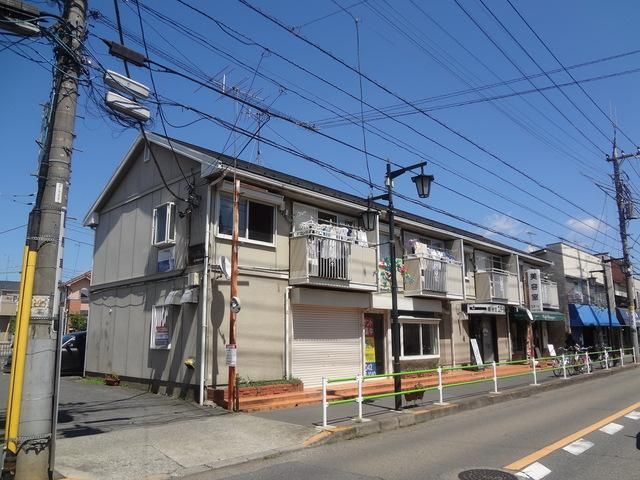 建物外観　☆南向きで明るい建物☆