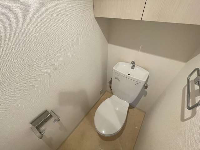 トイレ　落ち着いたトイレです