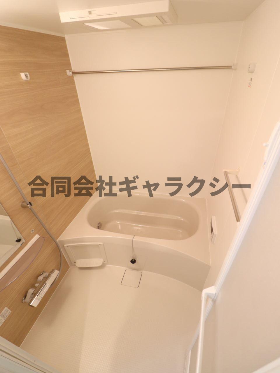 バス・シャワールーム　浴室乾燥付き