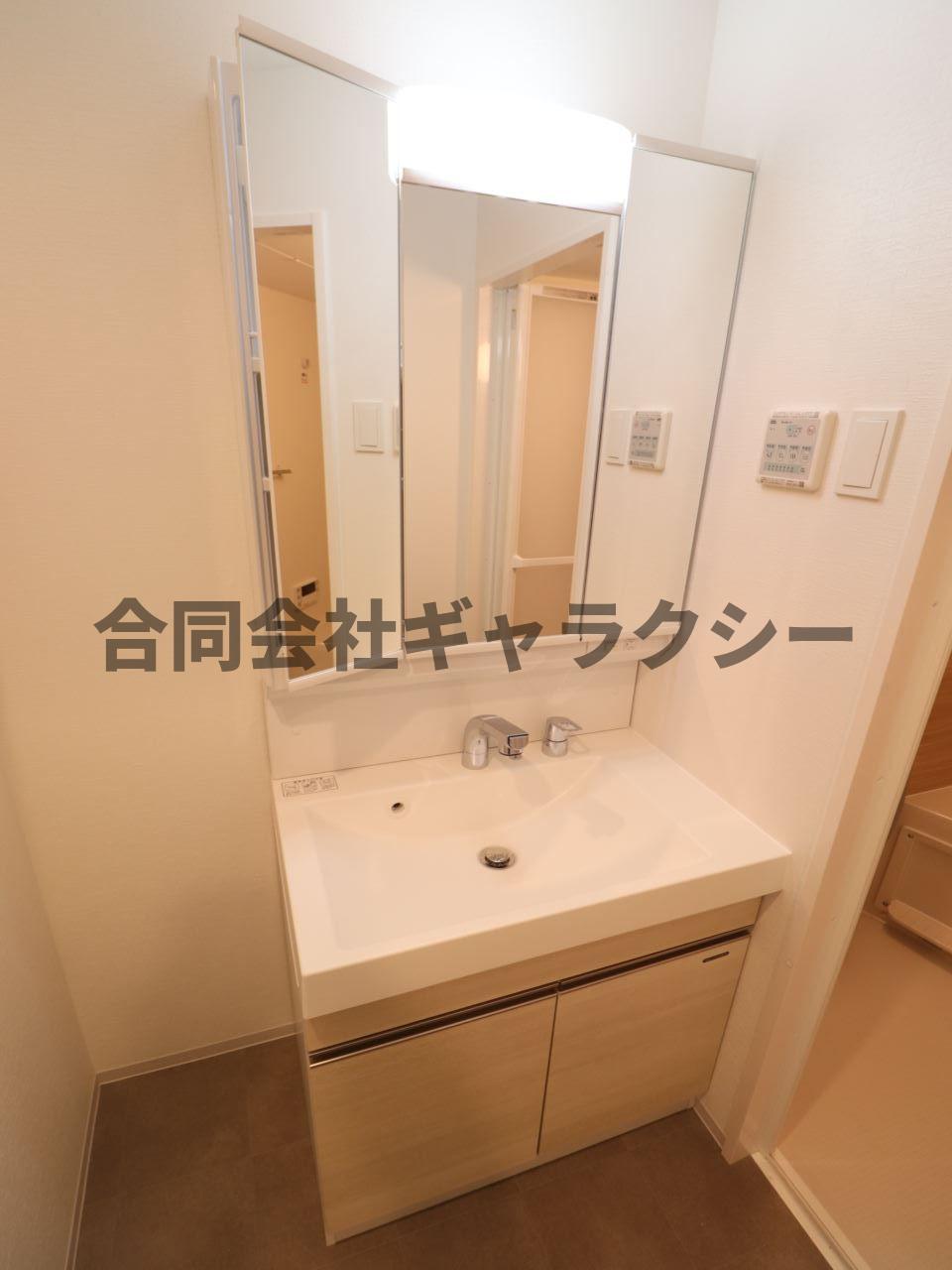 洗面設備　独立洗面台