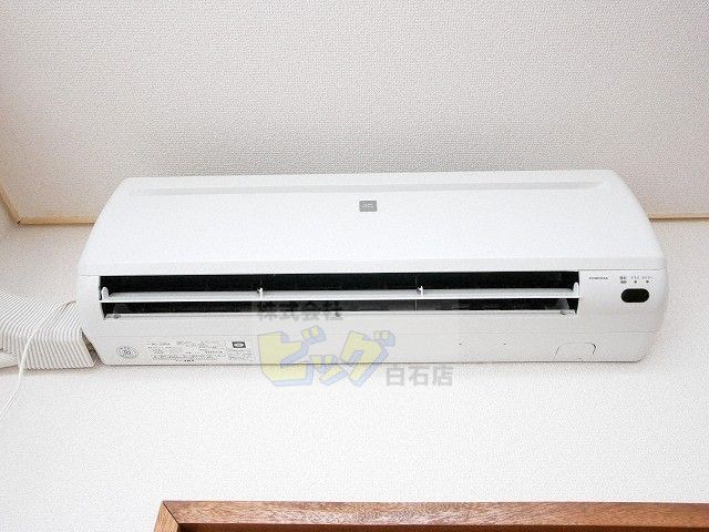その他設備　エアコン完備で暑い夏も快適です♪