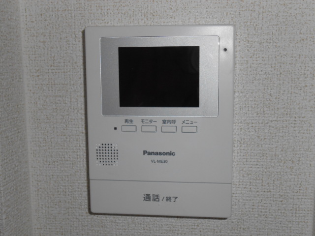セキュリティ　カラーＴＶモニター付インターホン完備
