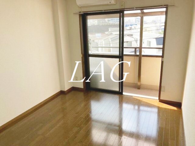 居室・リビング　洋室のお部屋です。
