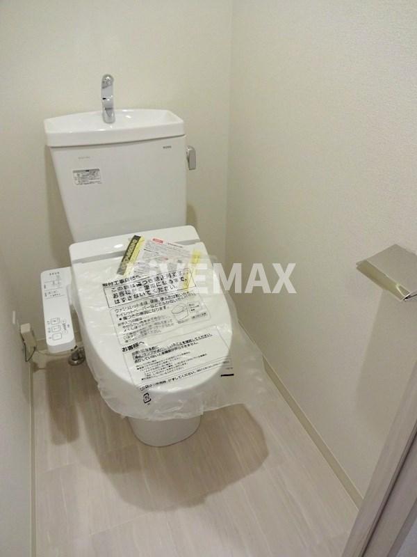 トイレ　同施工会社の同仕様写真です。