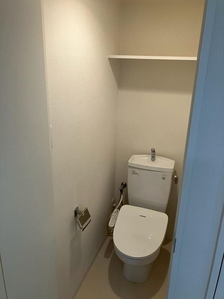 トイレ　落ち着いたトイレです
