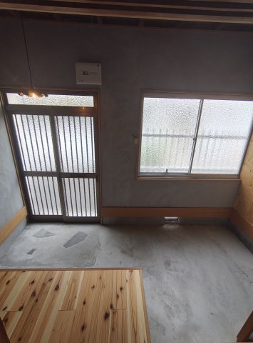 湊山町戸建の玄関写真