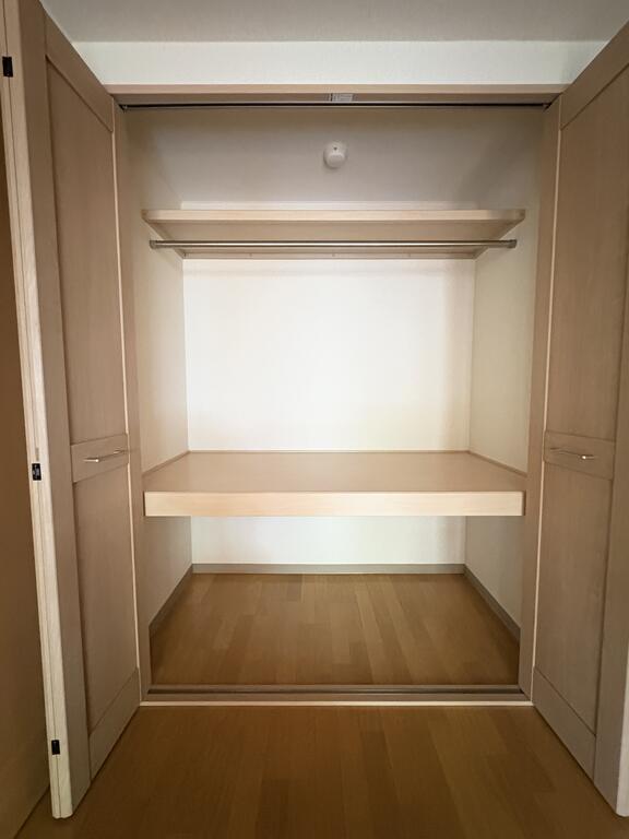 収納　(写真は同タイプ）