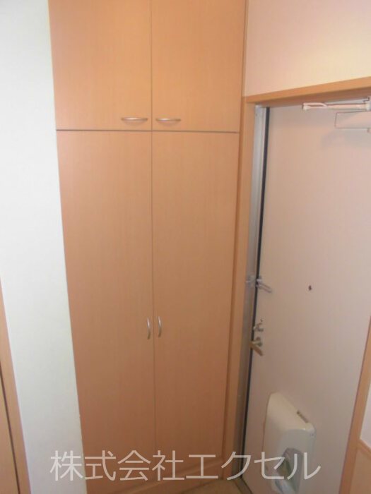 玄関　同建物別室画像です