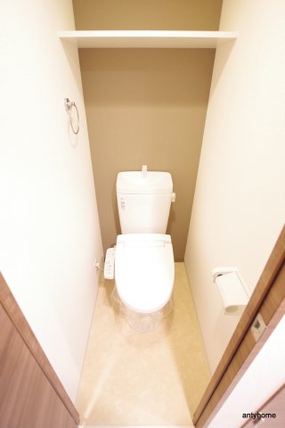 ＪＲ東海道本線 塚本駅 徒歩6分 10階建 築11年のトイレ写真