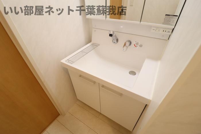 洗面設備　忙しい朝には欠かせない洗面所です