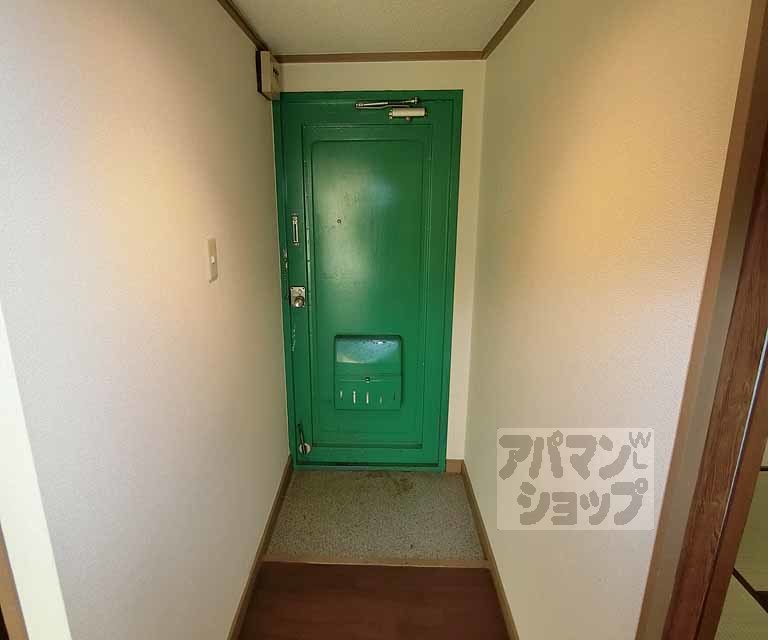 ロイヤルパレット壬生の玄関写真