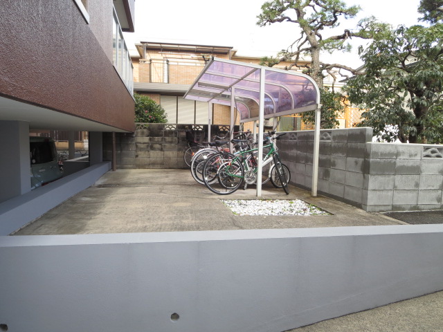 阪急京都線 大山崎駅 徒歩9分 3階建 築31年の外観写真