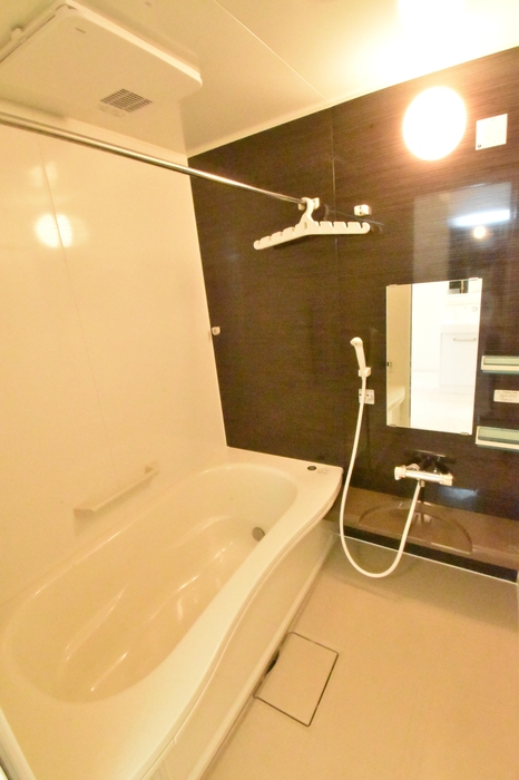 バス・シャワールーム　１坪風呂